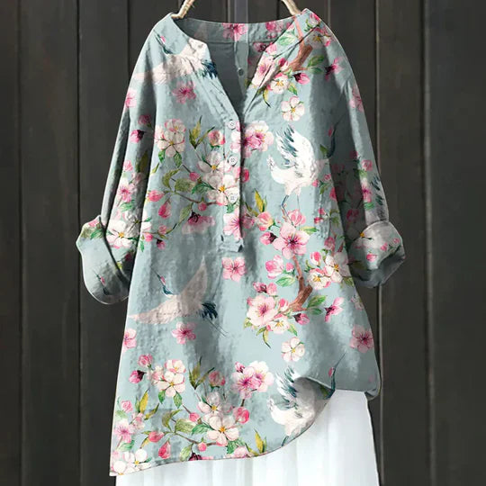 Nelda™ – Kukallinen V-pääntieblouse